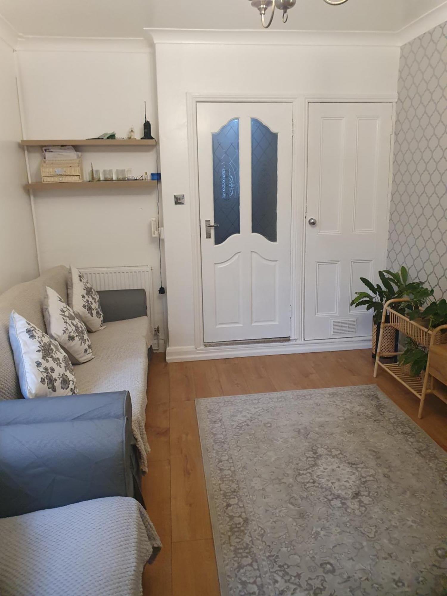 Private Double Room In Cardiff Exterior photo